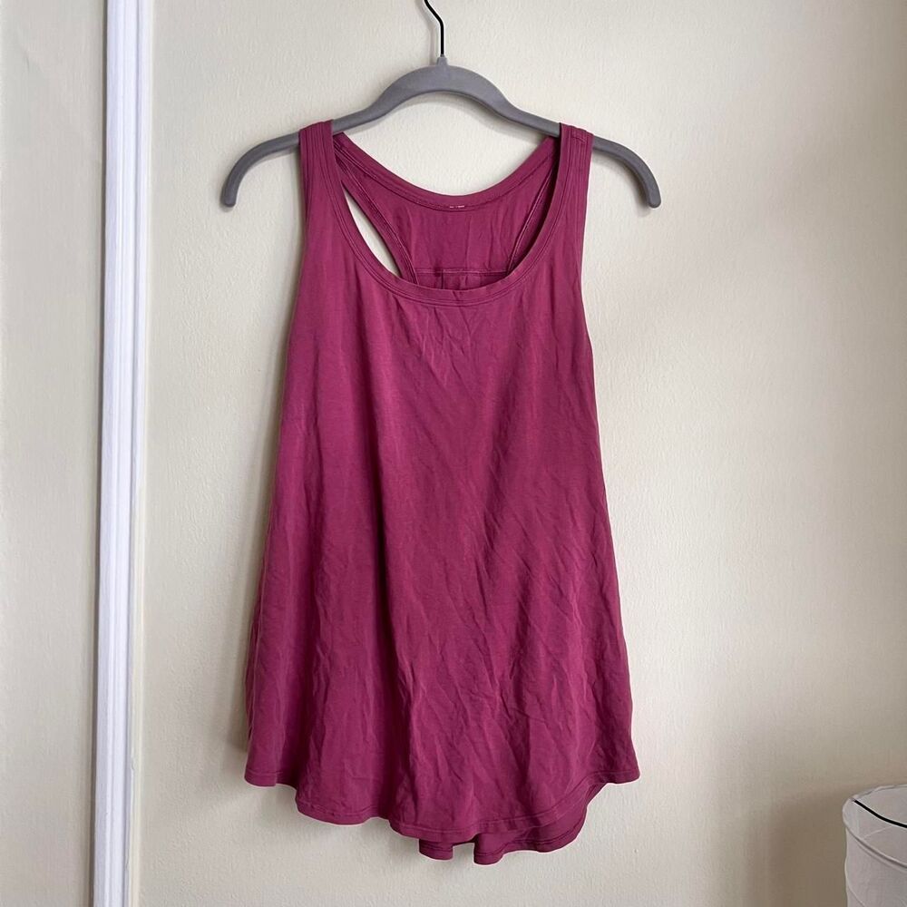 Lululemon Women's Pink and Purple Vest